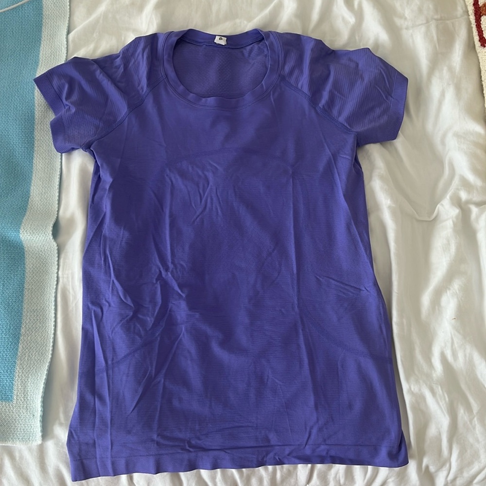 Purple lululemon swiftly top